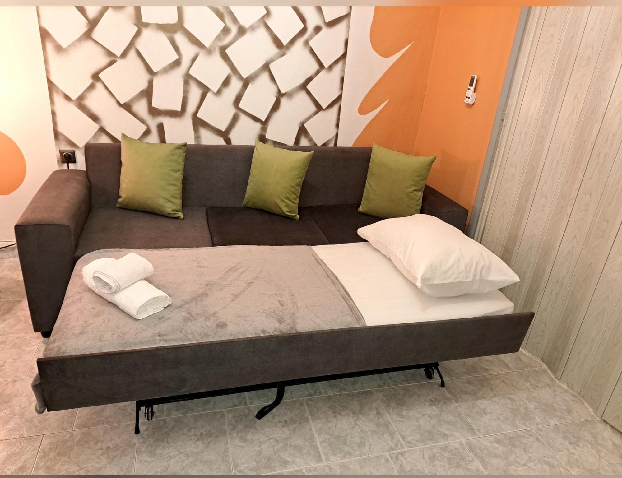 Horizon View Apartment Port Of พีเรียส ภายนอก รูปภาพ