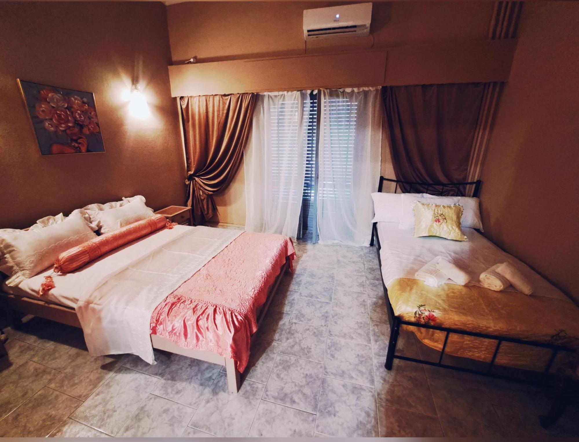 Horizon View Apartment Port Of พีเรียส ภายนอก รูปภาพ